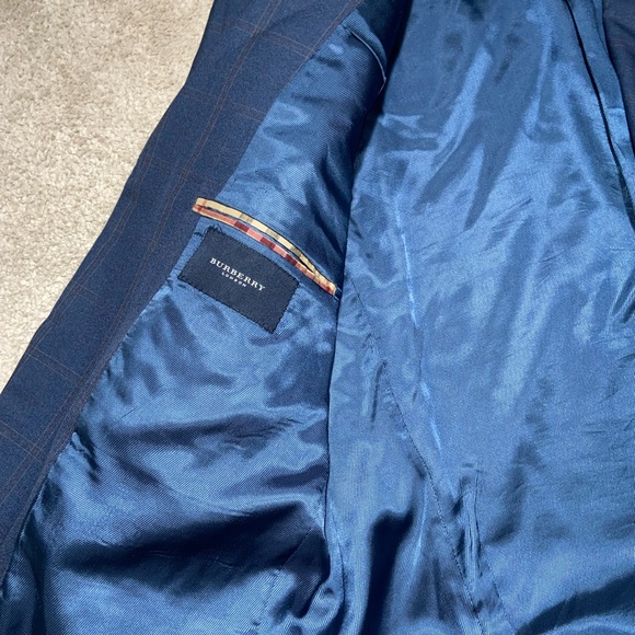 Burberry London T Model Bond Street Blazer Size 44 - Picture 3 of 9